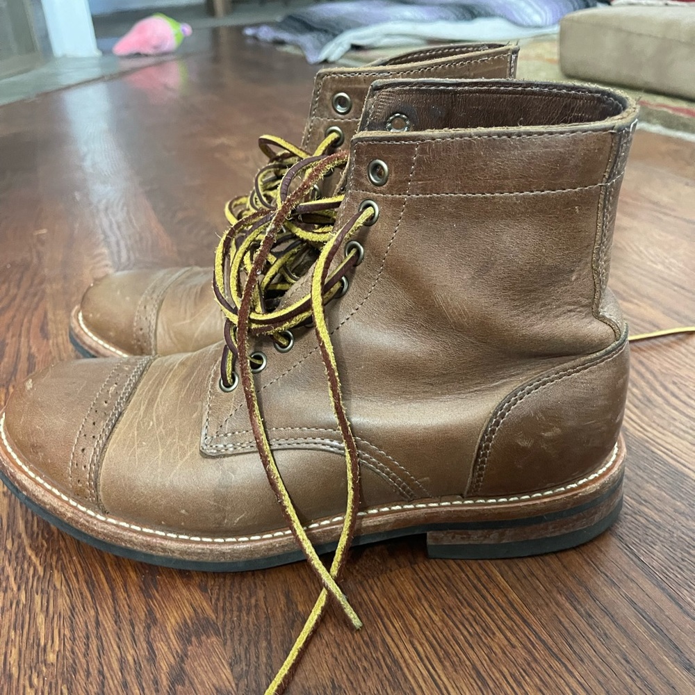 Pre-Owned Oakstreet Cap Toe Trench Boots
